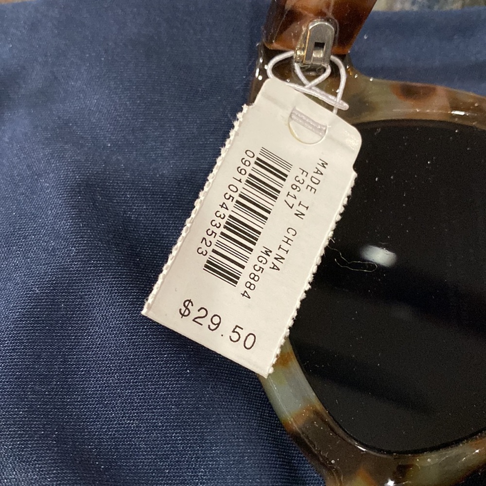 J. CREW Tortoiseshell Sunglasses ๐ถ ~ NWT ~ Fabulous gift ๐ - Picture 6 of 7